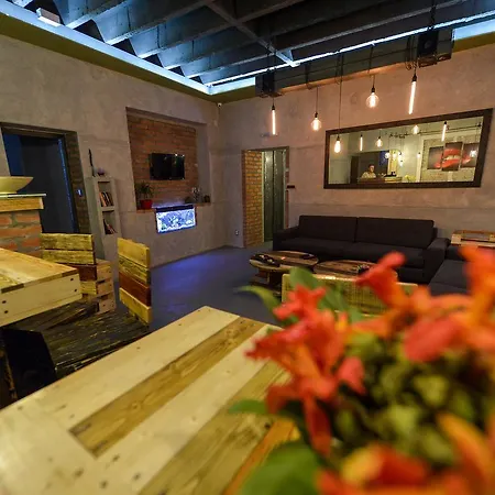 Dream Hostel *
